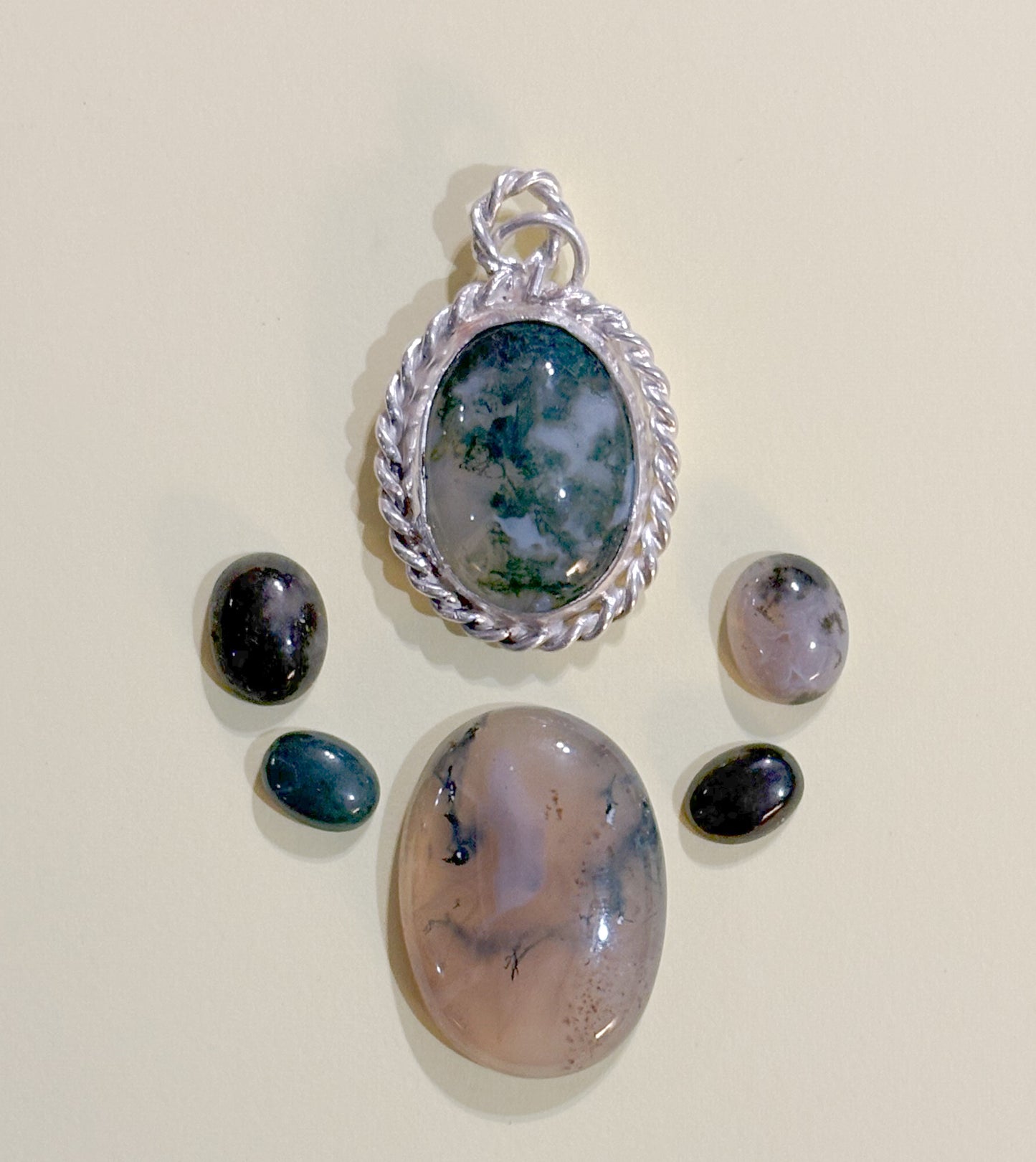 Solid 925 Sterling Silver Moss Agate pendant