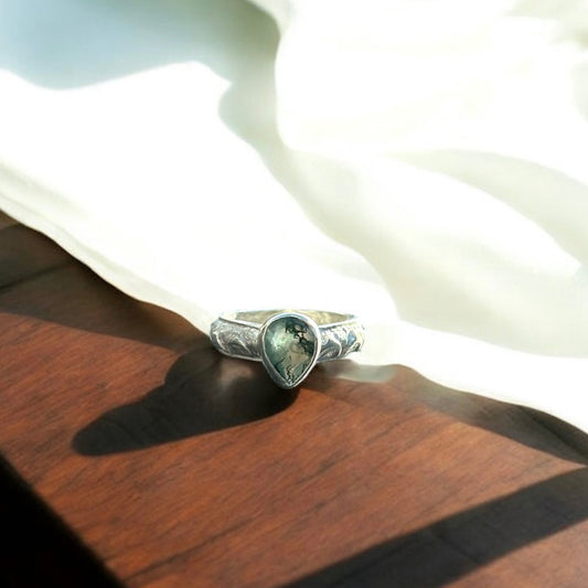 Handmade Solid 925 Sterling Silver Die-Patterned Moss Agate Pear Shaped Ring
